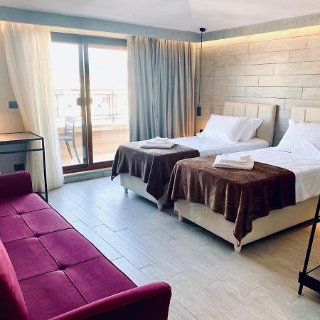 Deluxe Rooms In Blloku Area Tirana Exteriér fotografie